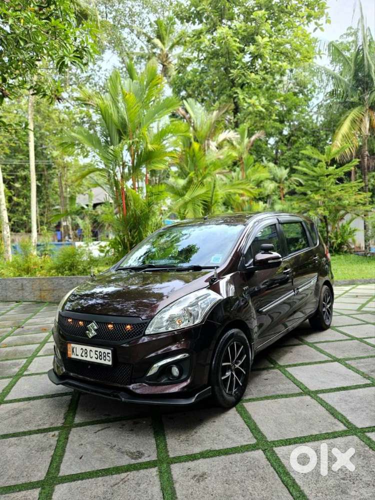 Maruti Suzuki Ertiga Vxi Abs Bs Iv, 2017, Petrol