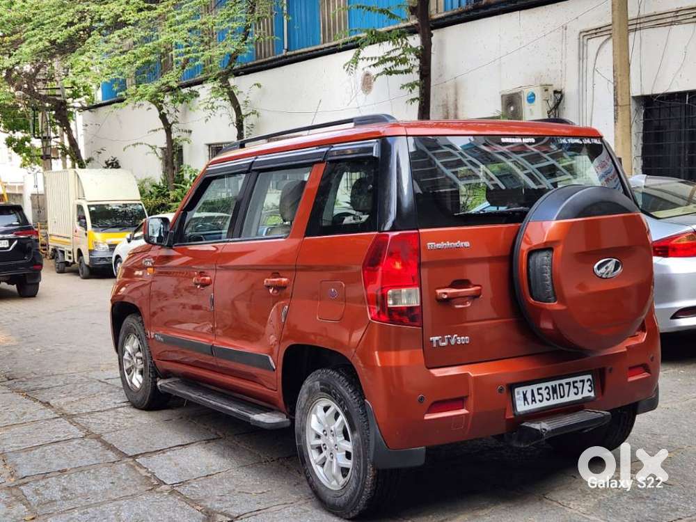 Mahindra Tuv 300 T8 Amt (automatic), 2016, Diesel
