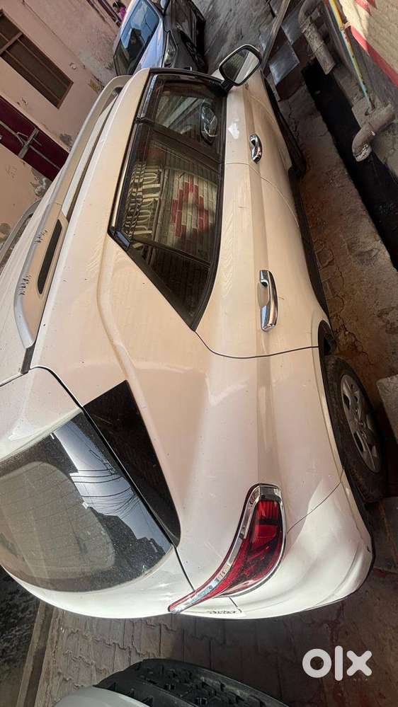 Hyundai Venue 2019 Petrol 65000 Km Driven