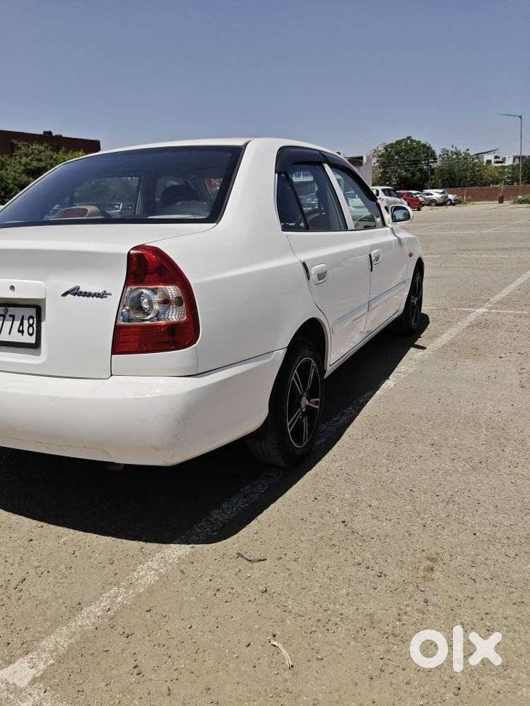 Hyundai Accent Executive, 2010, Petrol