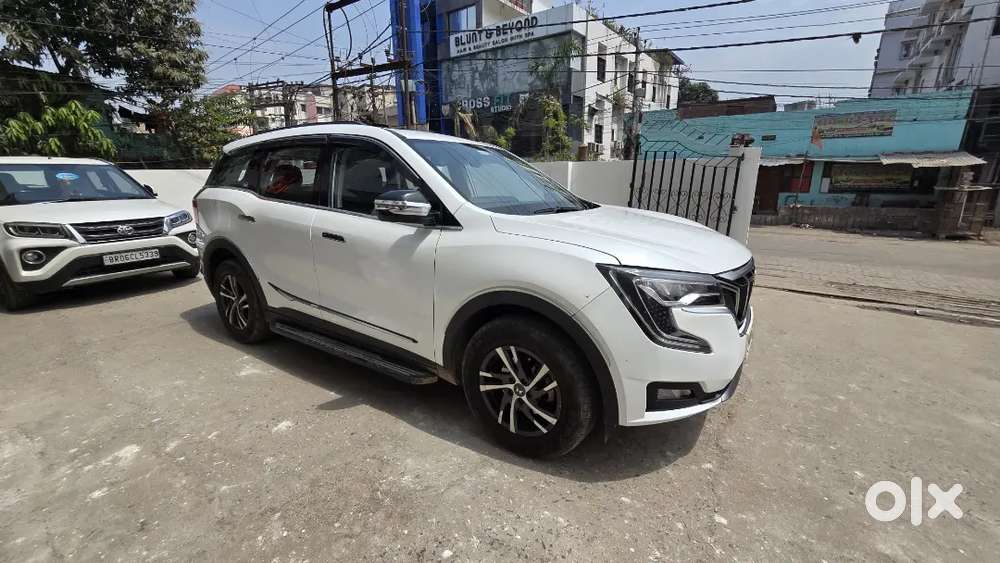 Mahindra Xuv700 Diesel Ax5 At 2024