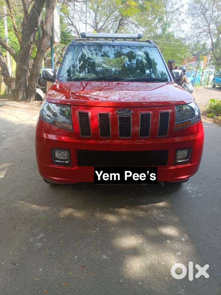Mahindra Tuv 300 T10 Amt Dual Tone, 2018, Diesel