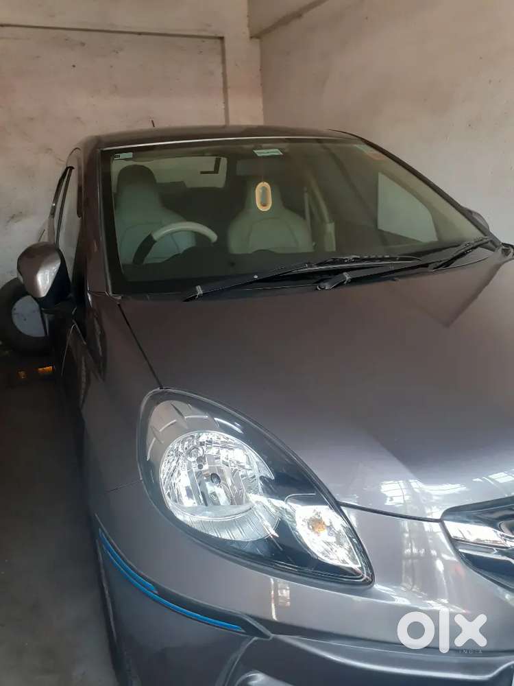 Amaze- Company Maintened , Tip Top Condition Car