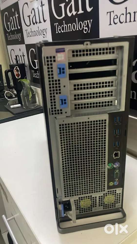 Available 

Dell Precision 5820 Workstation