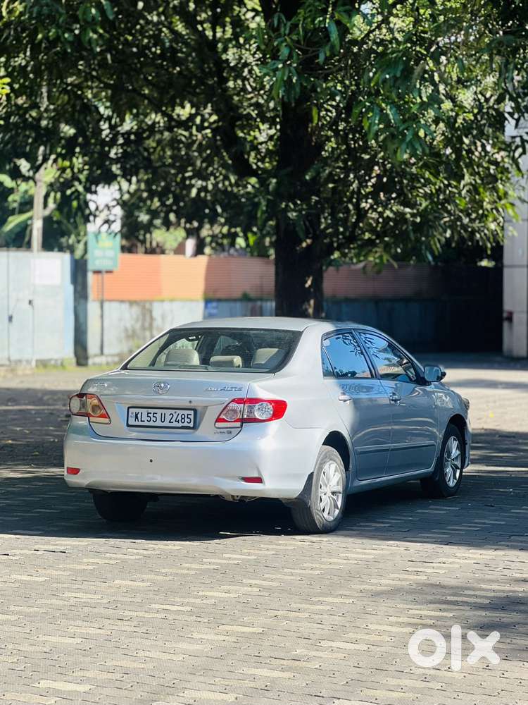 Toyota Corolla Altis J, 2011, Diesel