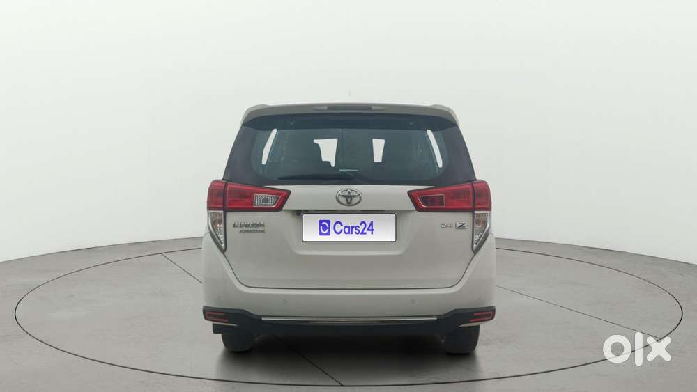 Toyota Innova Crysta 2.4 ZX MT, 2025, Diesel