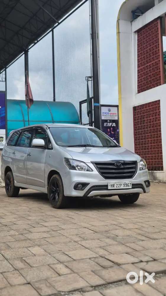 Toyota Innova Diesel 2014