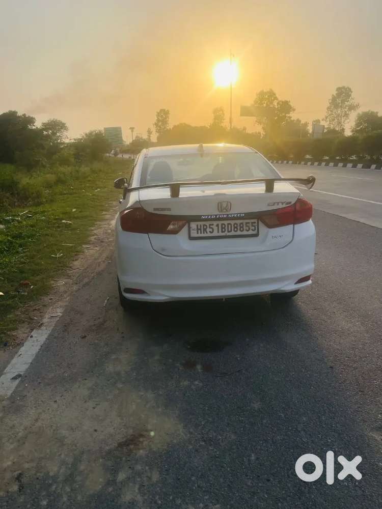 Honda City 2015 Top Model Cng On Paper