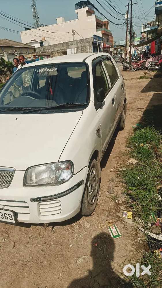 Geniune Driven Car On Single Hand