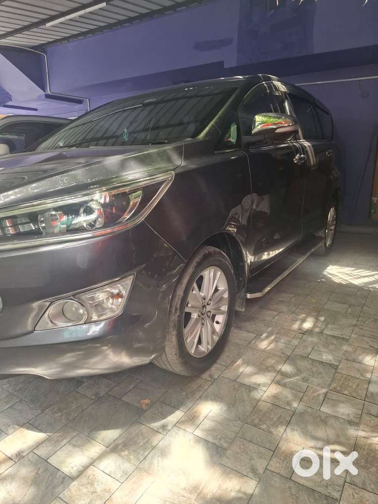 Toyota Innova Crysta 2.8z Automatic, 2016, Diesel