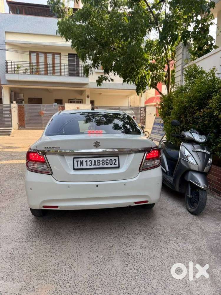 Maruti Suzuki Dzire 1.2 Vxi, 2023, Petrol