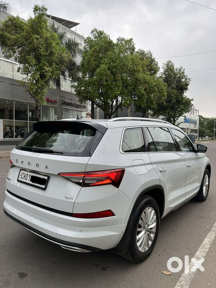 Skoda Kodiaq 2.0 L&k Tsi Dsg, 2023, Petrol