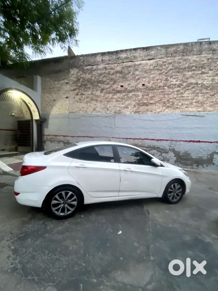 Hyundai Verna 2014 Automatic Car
