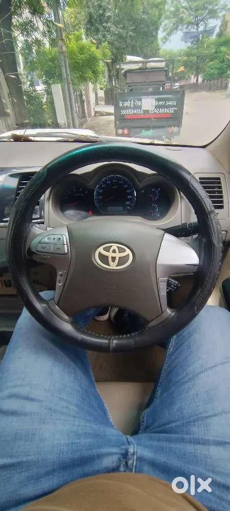 Toyota Fortuner 3.0 2012