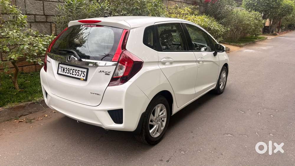 Honda Jazz V Automatic, 2018, Petrol