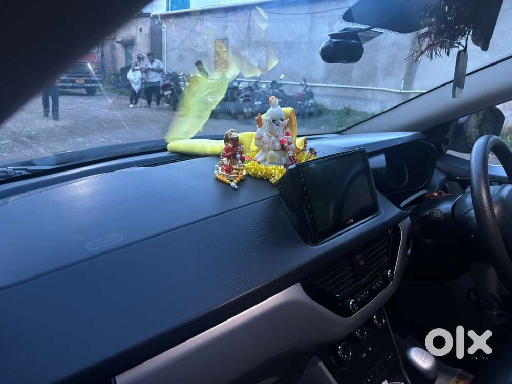 Tata Nexon Petrol 2018