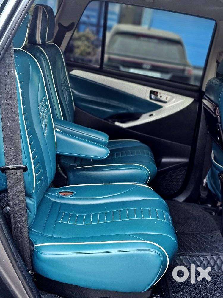 Toyota Innova Crysta 2.8z Automatic, 2016, Diesel