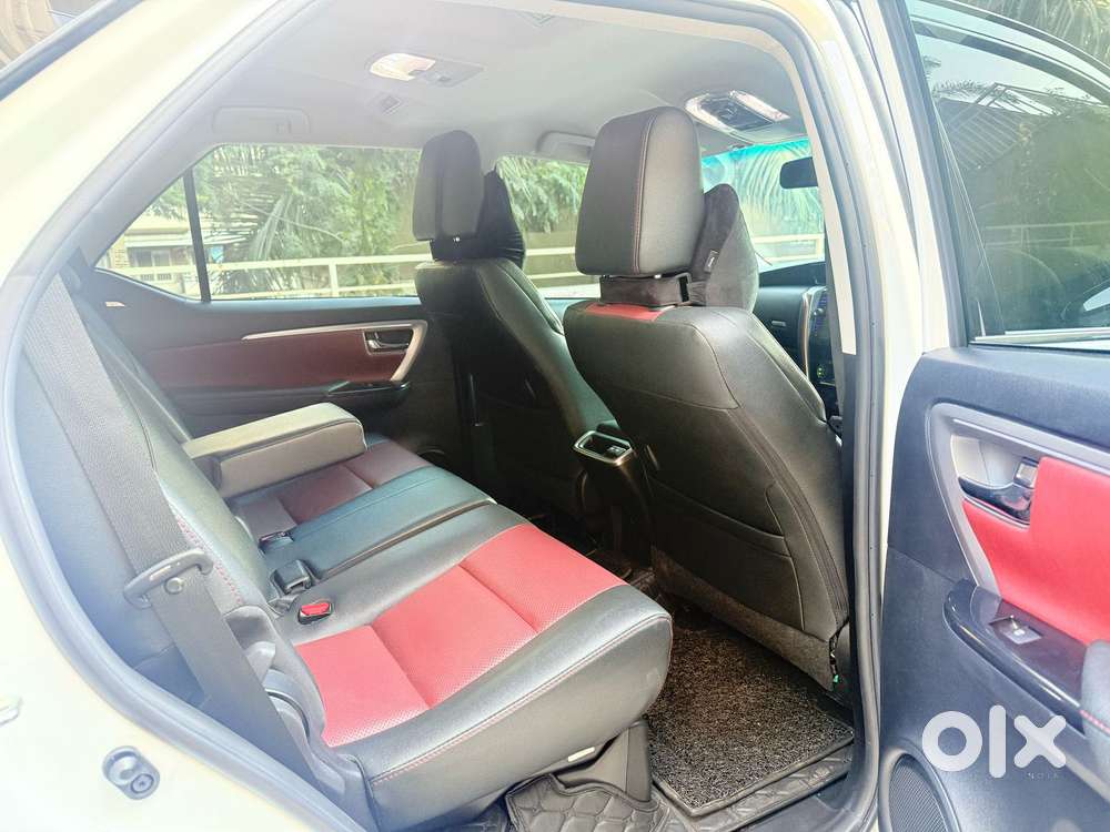 Toyota Fortuner Legender 4x2 At 2.8, 2024, Diesel