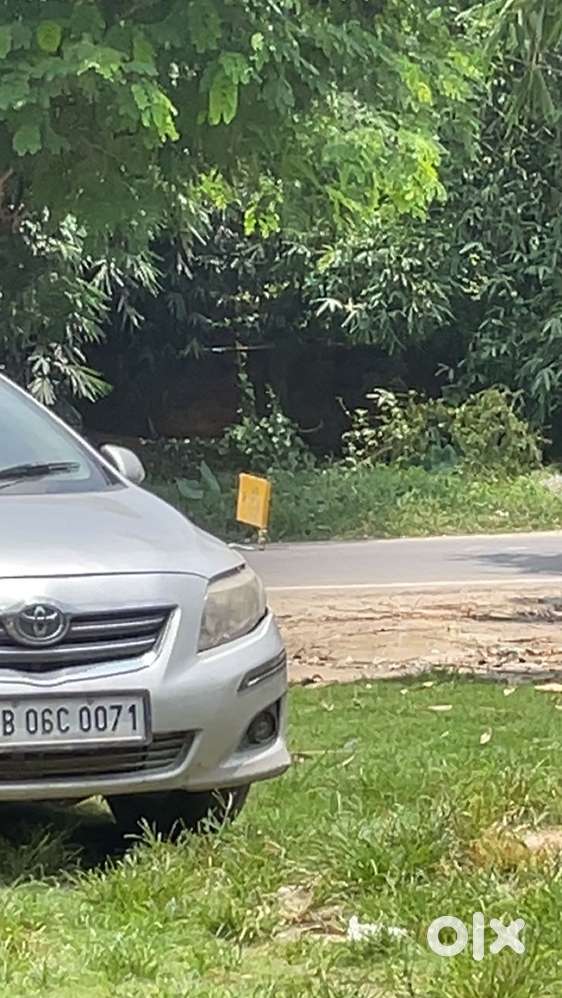 Toyota Corolla Altis 2010
