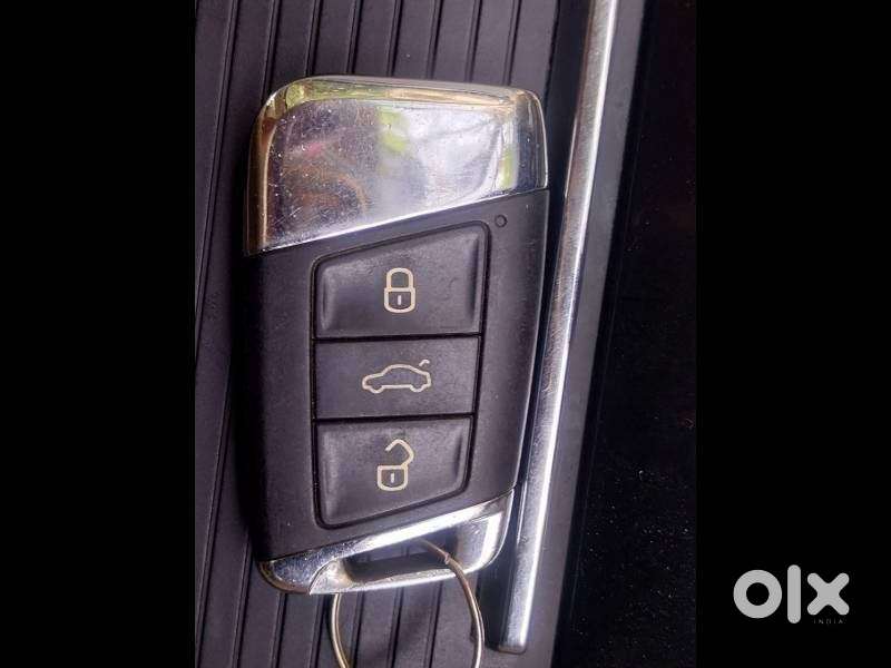 Skoda Superb Style 1.8 Tsi At, 2018, Petrol