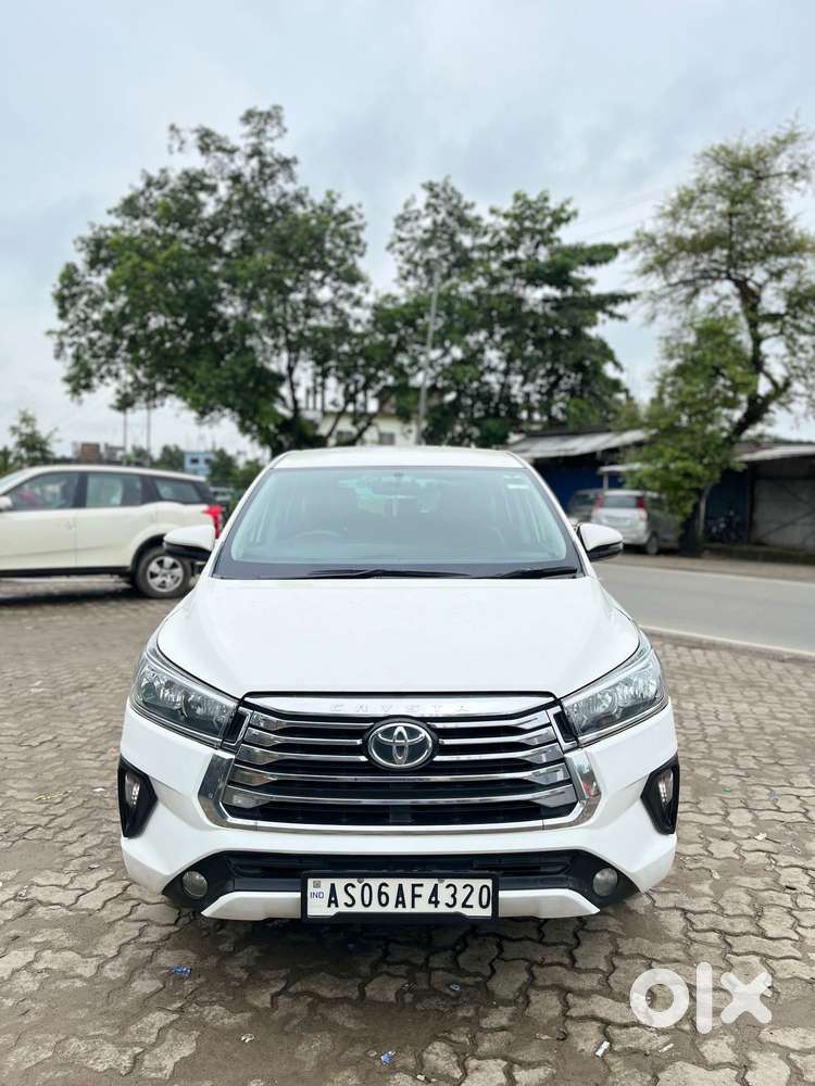 Toyota Innova Crysta 2.4 G Mt 8s, 2022, Diesel