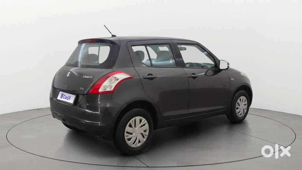Maruti Suzuki Swift Vxi, 2016, Petrol
