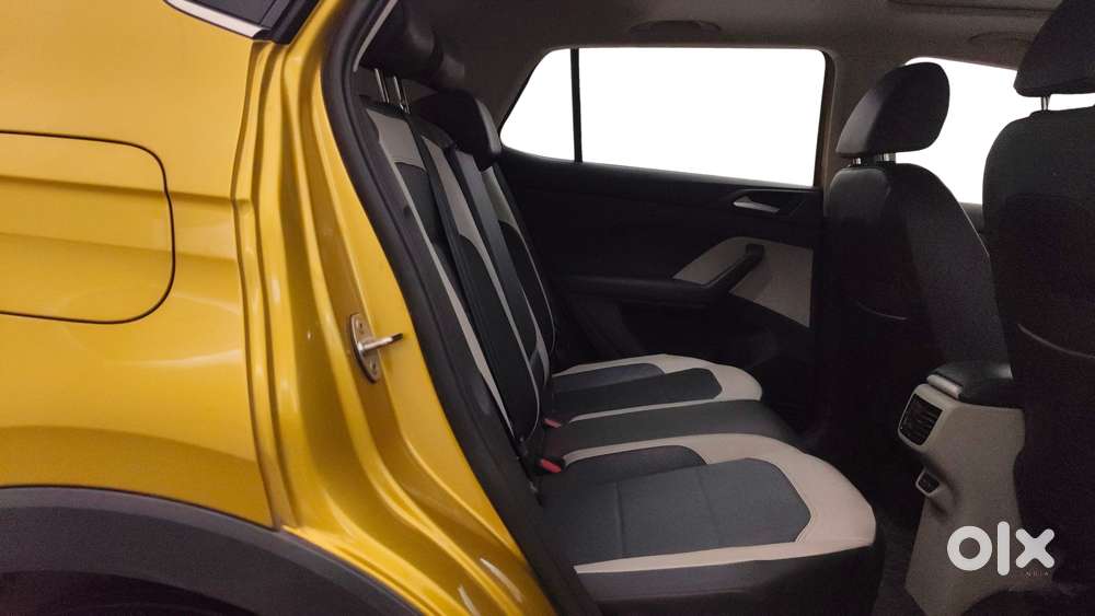 Volkswagen Taigun 1.0 Tsi Topline At, 2022, Petrol