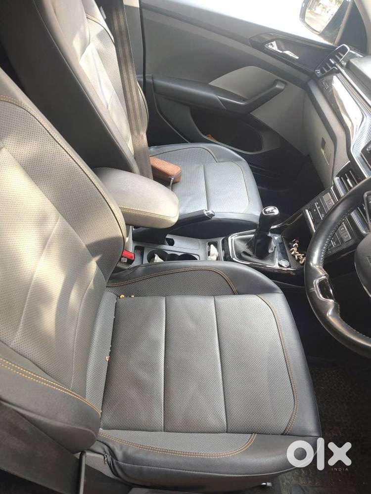 Skoda Kushaq 1.0 Tsi Style, 2023, Petrol