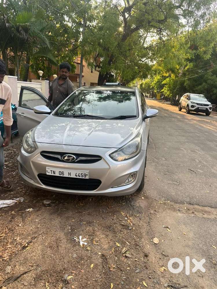 Hyundai Petrol 2012 Model Csr Available
