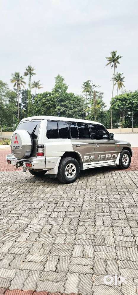Mitsubishi Pajero Sport 2.5 Manual, 2011, Diesel