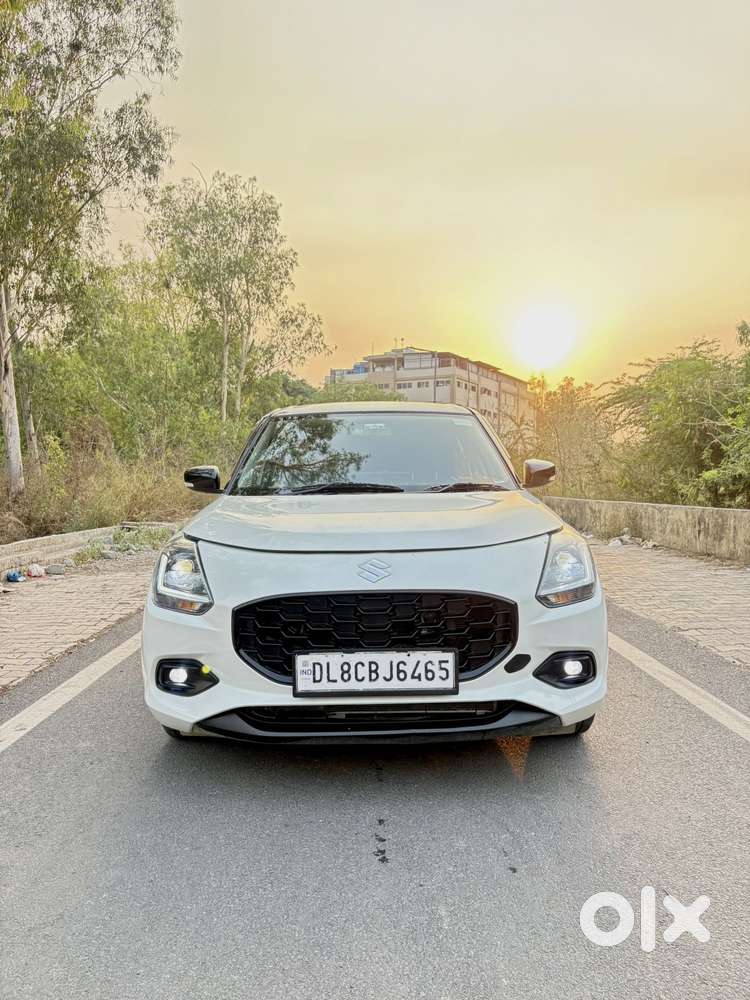 Maruti Suzuki Swift Zxi Plus Dual Tone, 2025, Petrol
