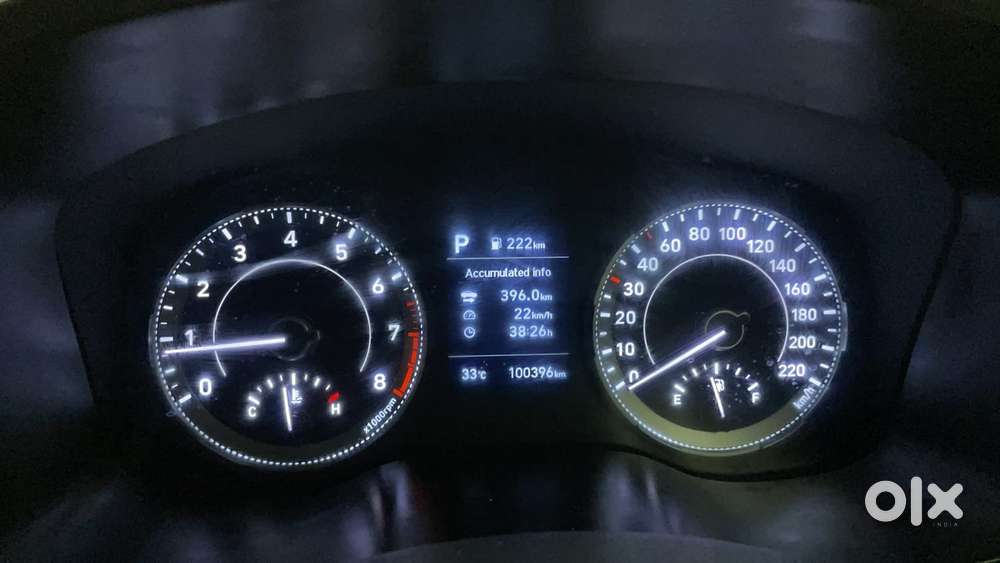 Hyundai Venue 1.0 Sx (o) Turbo Dct, 2022, Petrol