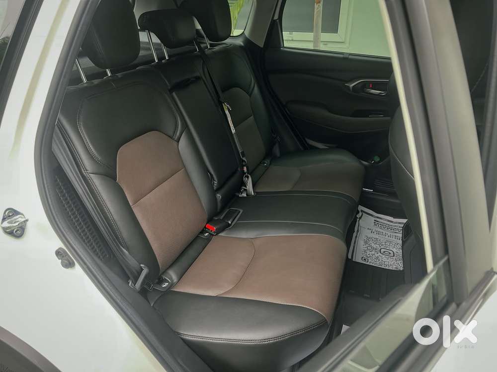 Toyota Urban Cruiser Hyryder 1.5 V Hybrid, 2025, Electric