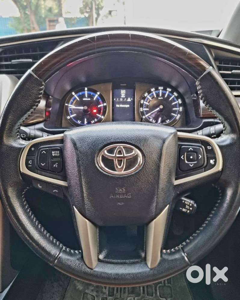Toyota Innova Crysta