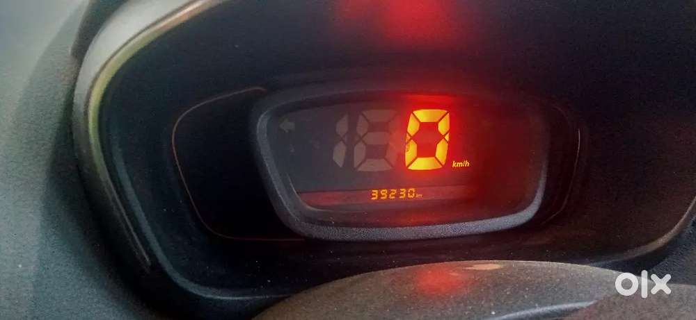 Kwid1.0. Car Original Chali Hai