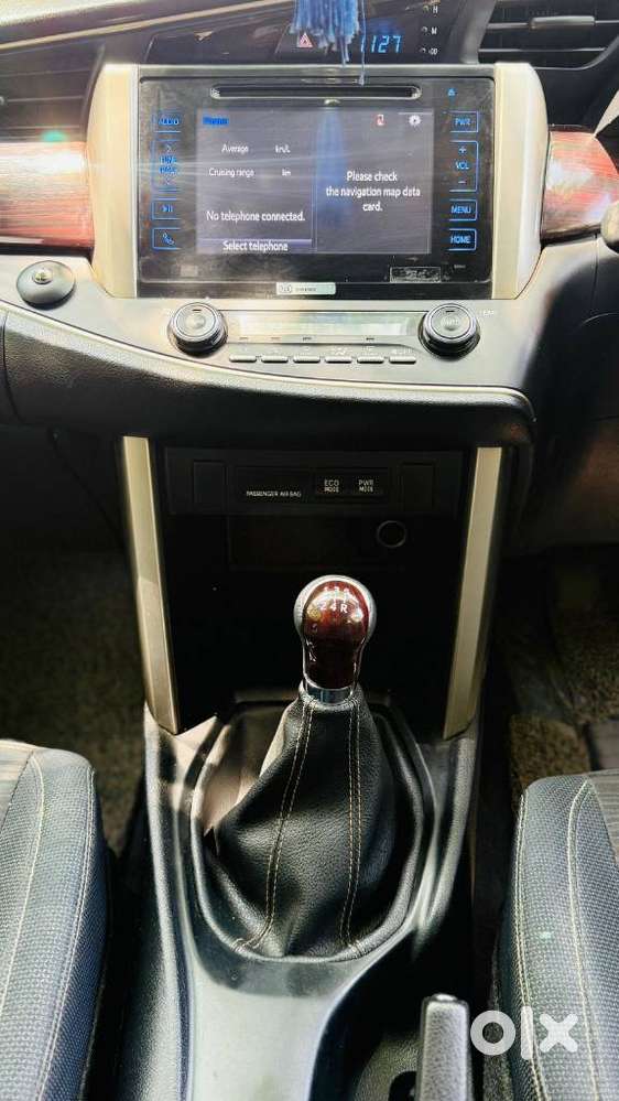 Toyota Innova Crysta 2.4 V 8 Str, 2017, Diesel