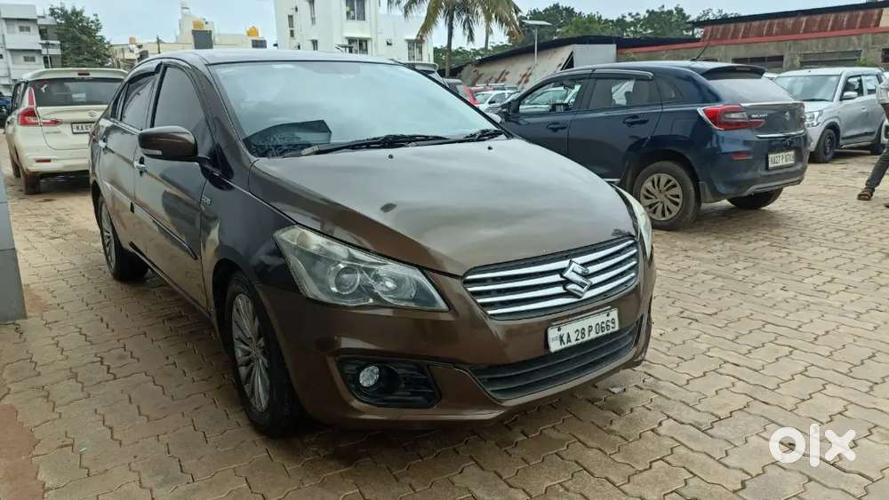 Maruti Suzuki Ciaz Zdi+ Shvs Topend Modle Showroom Maintained Vehicle