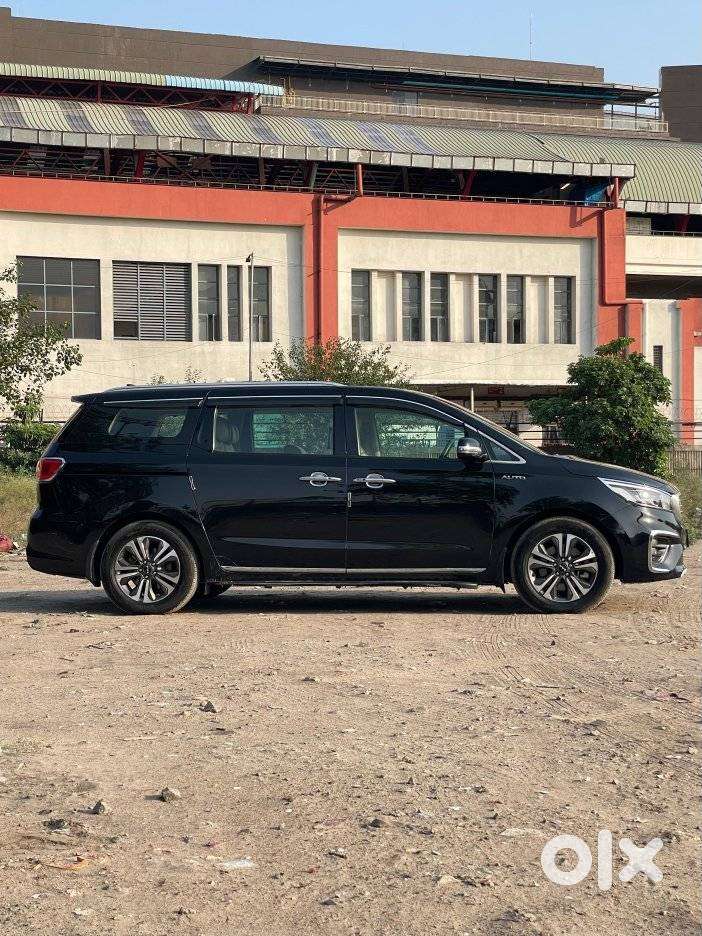 Kia Carnival Limousine Plus 7 Str, 2022, Diesel