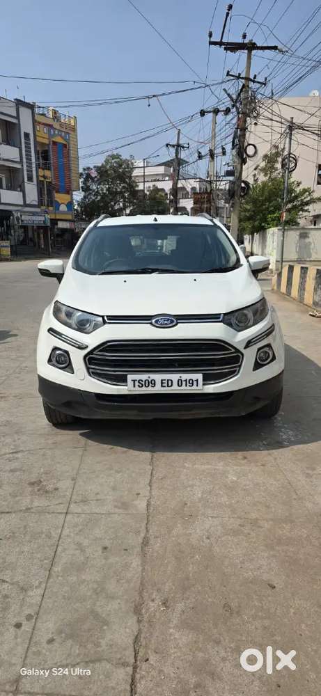 Ford Ecosport Titanium 1l Turbo Petrol Topend Six Airbags, Push Start,