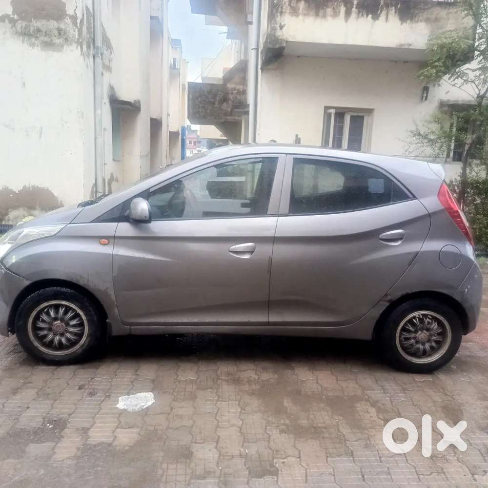 Hyundai Eon Sportz 2012