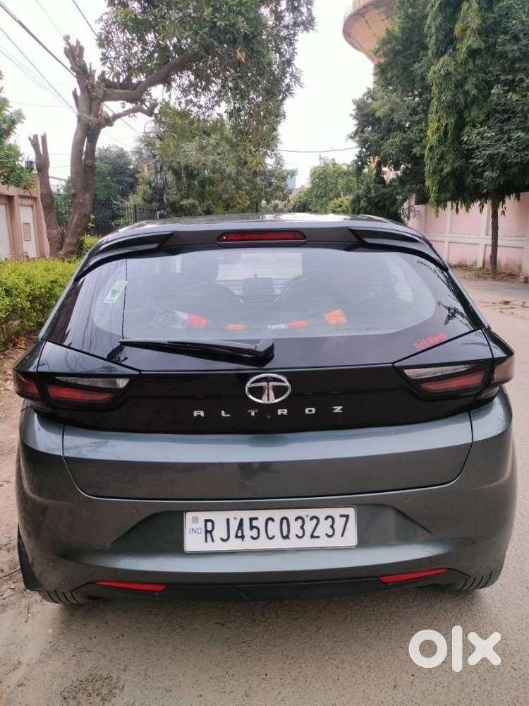 Tata Altroz Xza Plus (o) (s), 2021, Petrol
