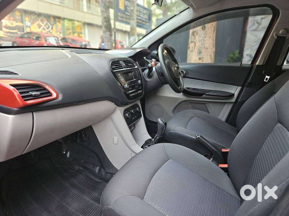 Tata Tiago 1.2 Revotron Xz Wo Alloy, 2018, Petrol