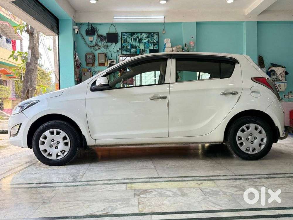 Hyundai I20 2009-2011 Magna, 2013, Petrol