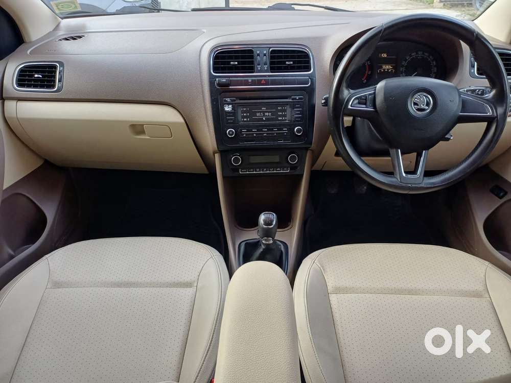 Skoda Rapid 1.6 Mpi Style Plus Black Package, 2016, Petrol