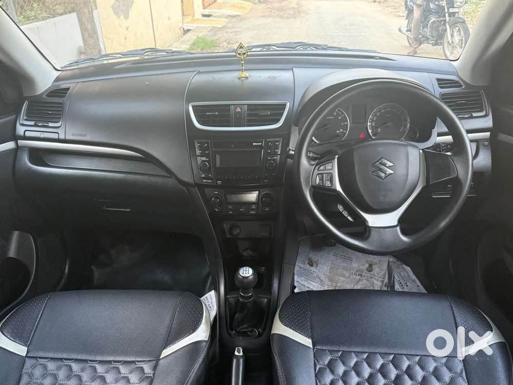 Maruti Suzuki Swift Vvt Zxi, 2015, Petrol