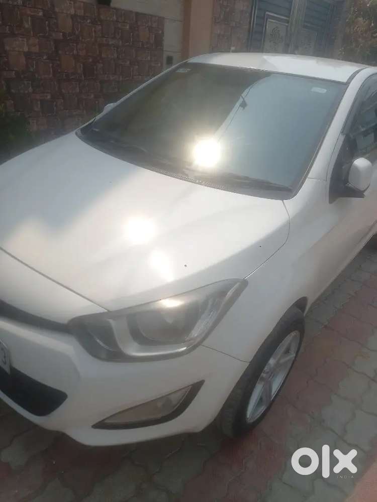 Hyundai I20 Sportz 2014