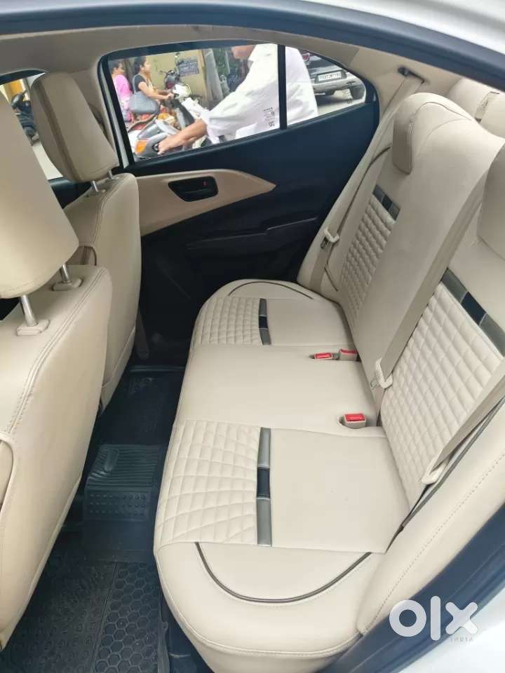 Maruti Suzuki Dzire 1.2 Vxi Cng, 2025, Cng & Hybrids
