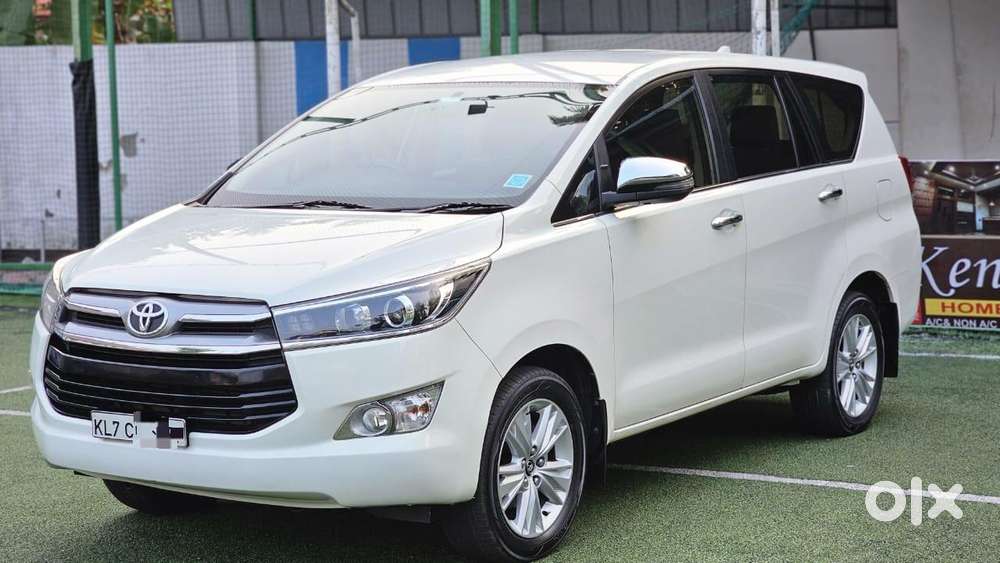 Toyota Innova Crysta