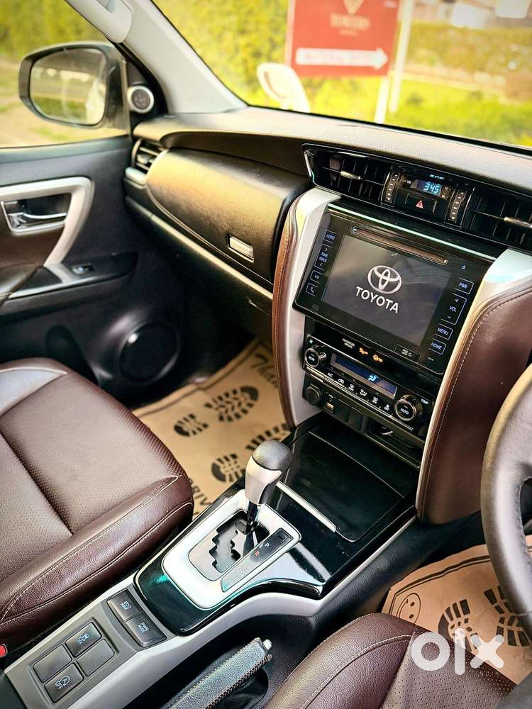 Toyota Fortuner 3.0 4x2 Automatic, 2019, Diesel