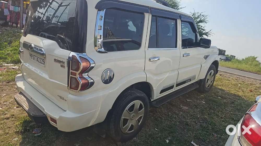 Mahindra Vision S 2020